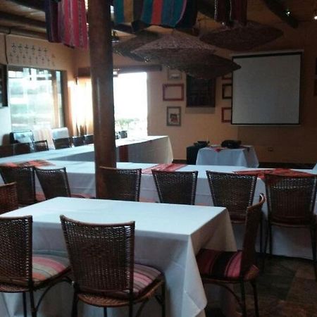 Noi Bordeloa Otel Calama Dış mekan fotoğraf