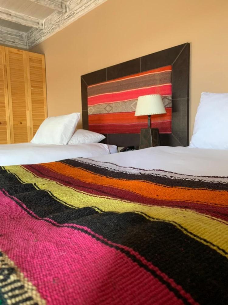 Noi Bordeloa Otel Calama Dış mekan fotoğraf