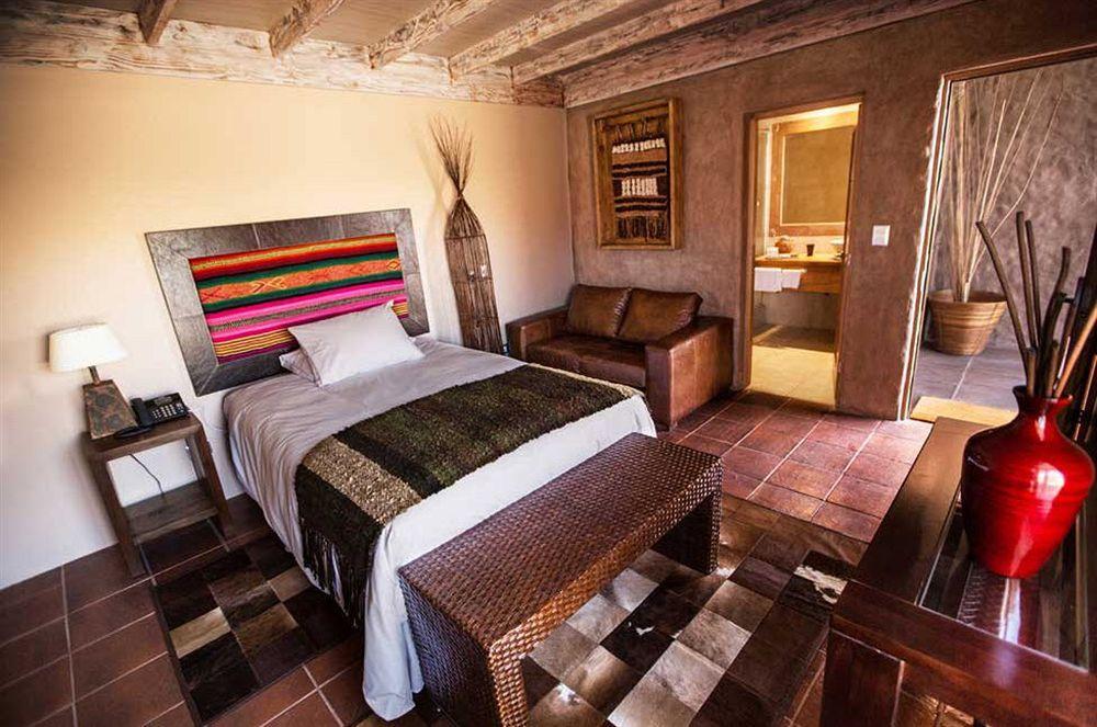 Noi Bordeloa Otel Calama Dış mekan fotoğraf